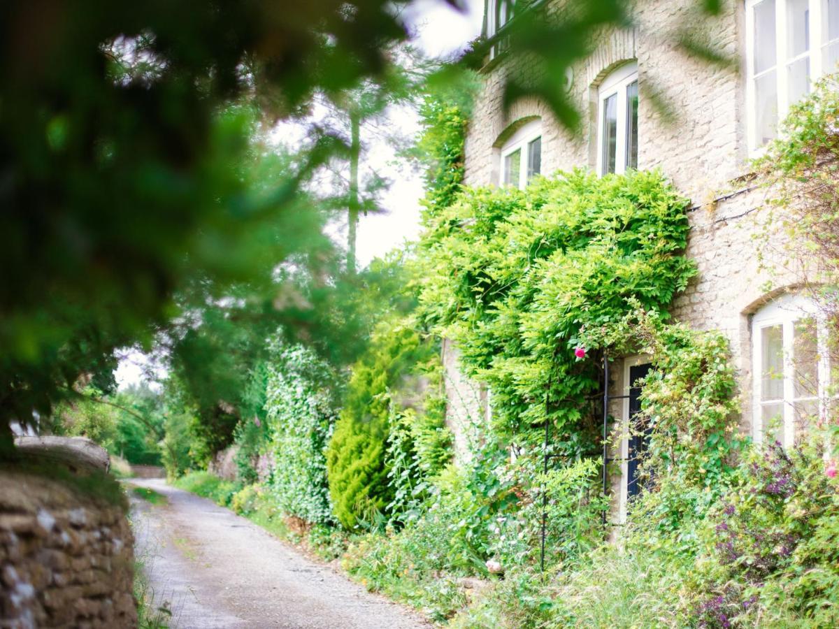 Field View Cirencester Exterior foto
